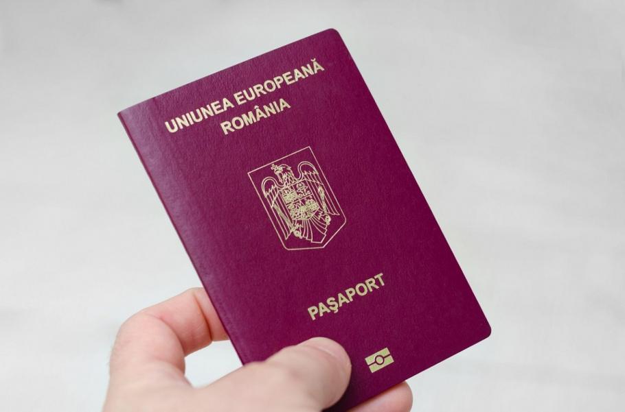 Ce trebuie să facă românii dacă îşi pierd paşaportul în străinătate