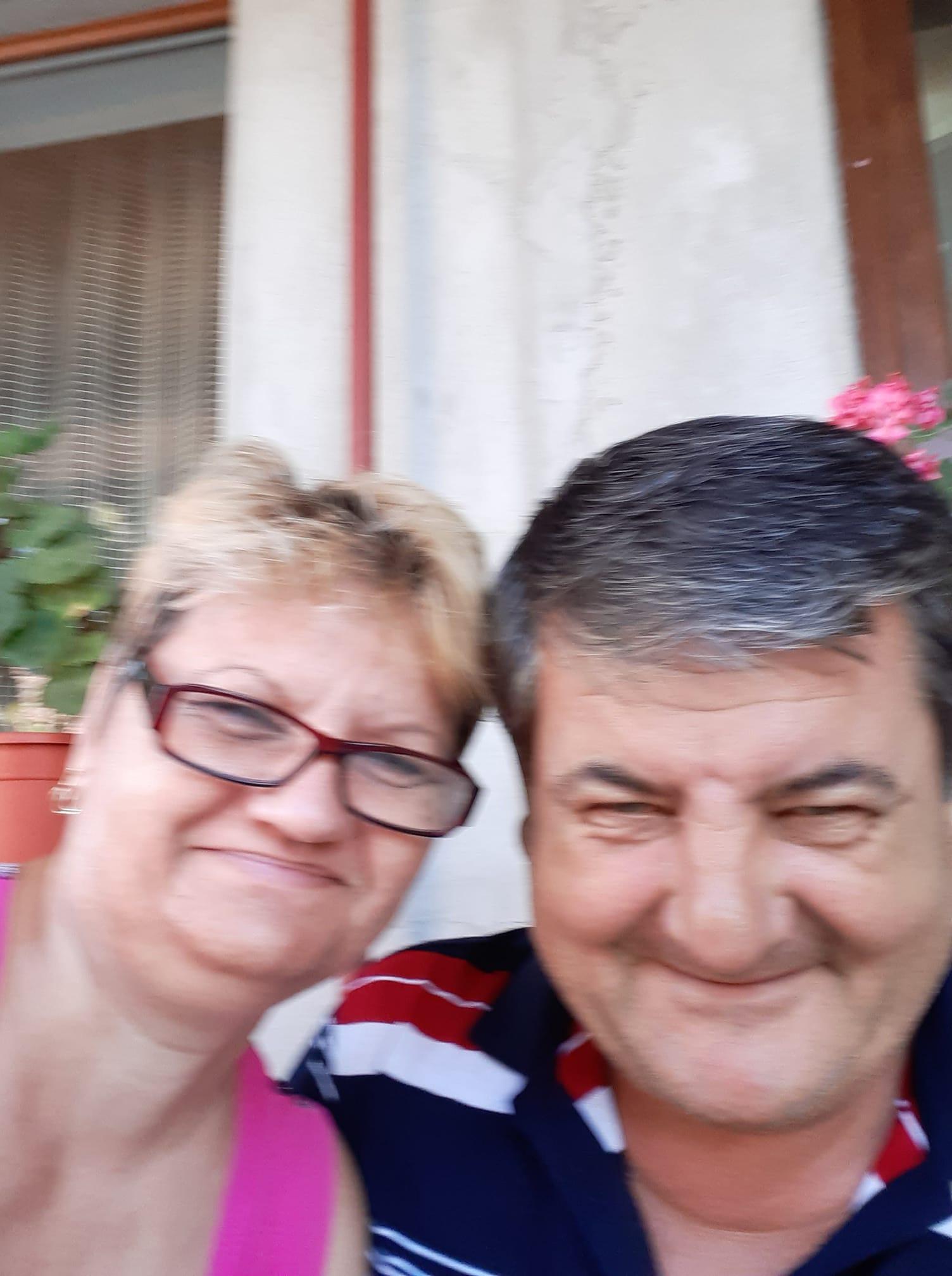 Bărbatul care a facut infarct când şi-a văzut soţia în flăcări făcea reclamaţii de 2 ani cu privire la staţia GPL. "Mirosea rău de fiecare dată"