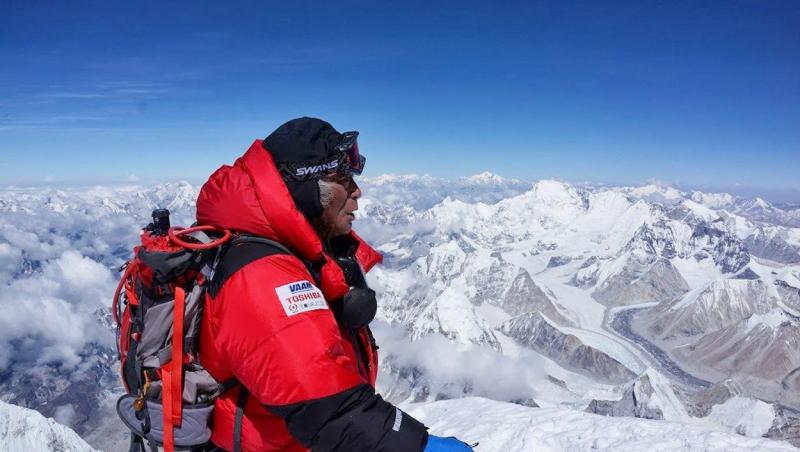 La 90 de ani, în scaun cu rotile, Yuichiro Miura a cucerit vârful Muntelui Fuji, cel mai înalt din Japonia. În 2013, alpinistul urcase pe Everest