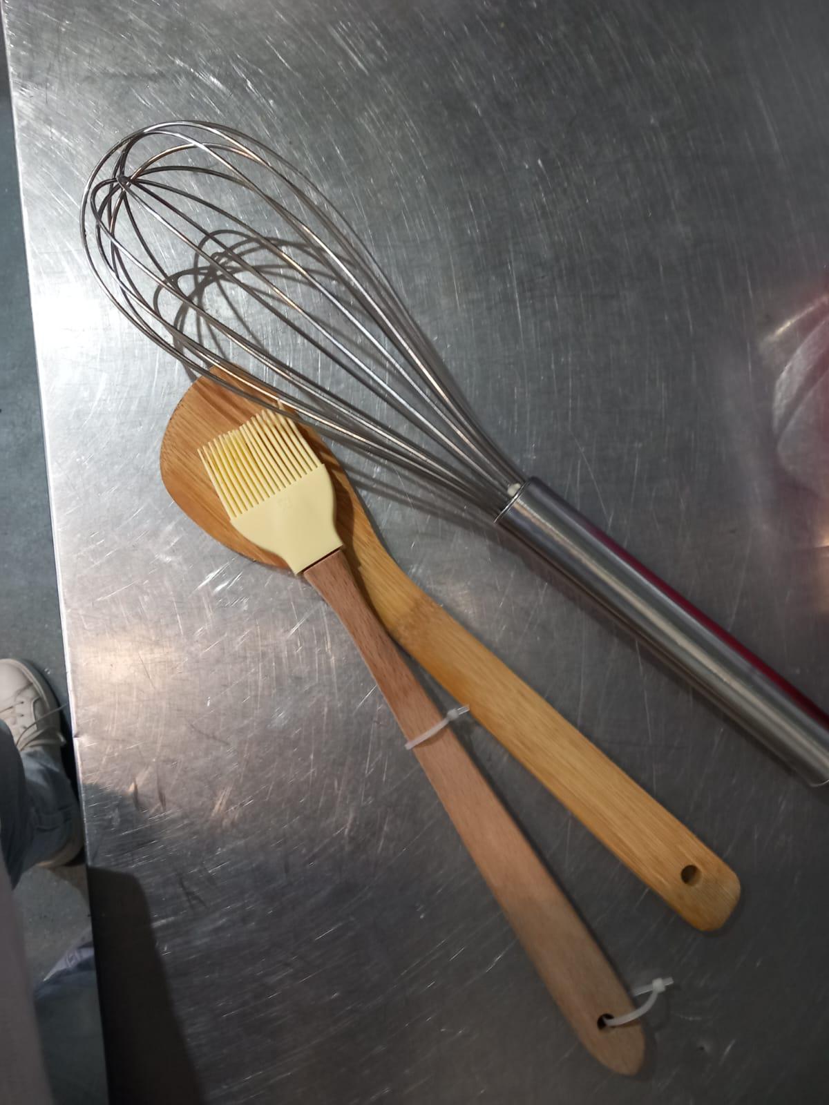 Restaurant din Constanţa, amendat după ce vindea preparate expirate şi fura clienţii la cântar. Localul nu avea nici autorizaţie de funcţionare