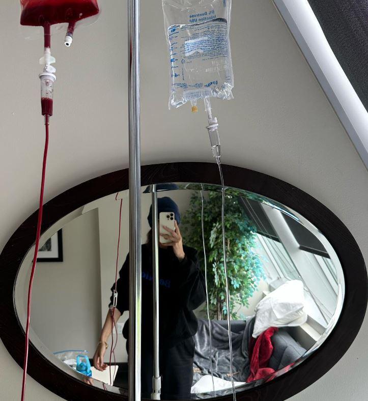 Bella Hadid luptă de 15 ani cu boala Lyme