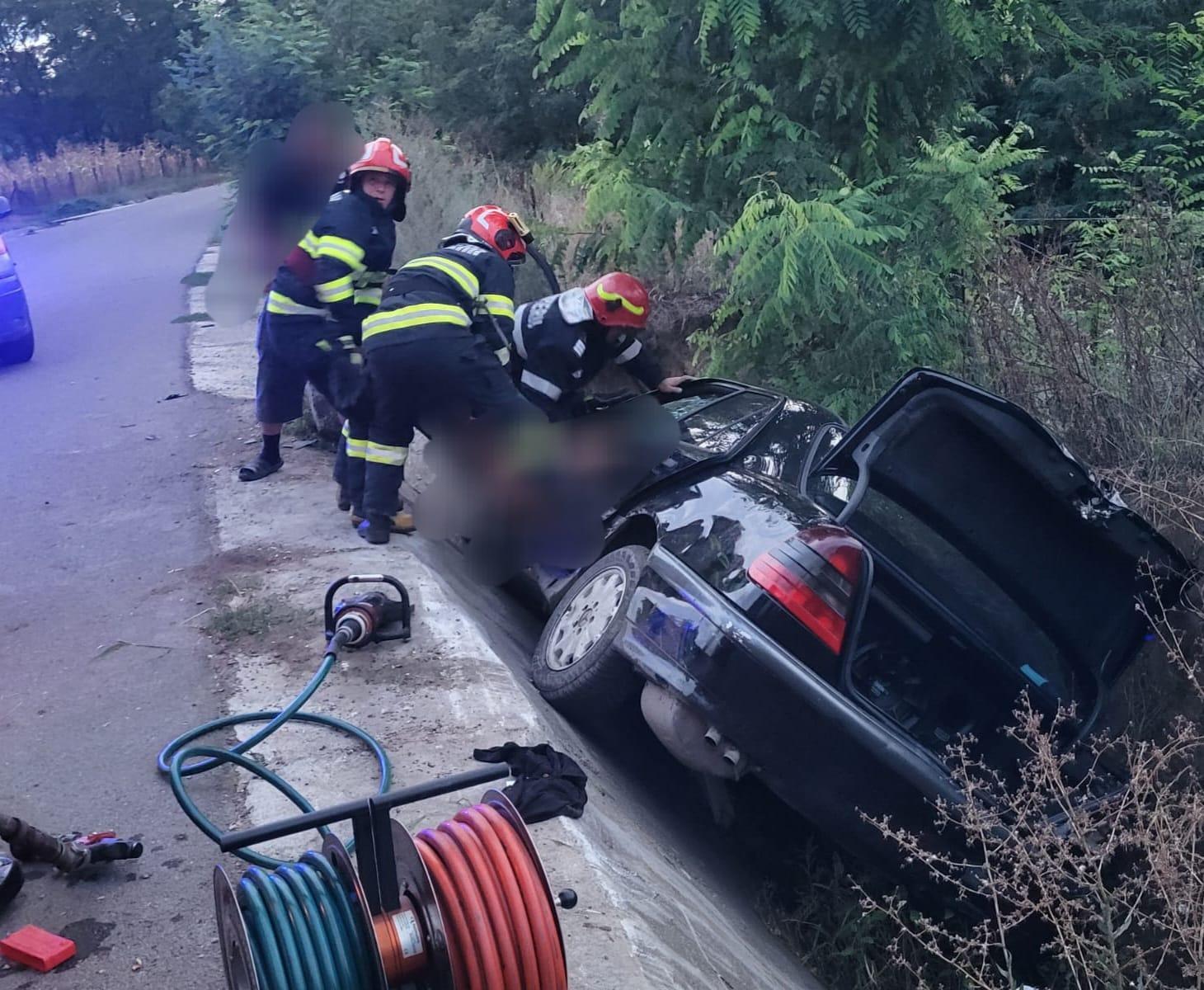 Mihai, eroul care l-a salvat pe copilul de 10 ani blocat în maşina distrusă în accidentul din Botoşani. A intervenit fără frică şi a prevenit un incendiu