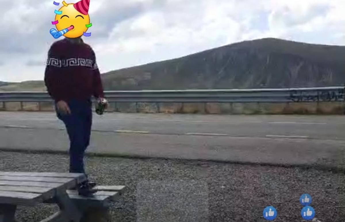 Horă pe bancă. DRDP Craiova, indignată de comportamentul unor turiști pe Transalpina Horă pe bancă. DRDP Craiova, indignată de comportamentul unor turiști pe Transalpina