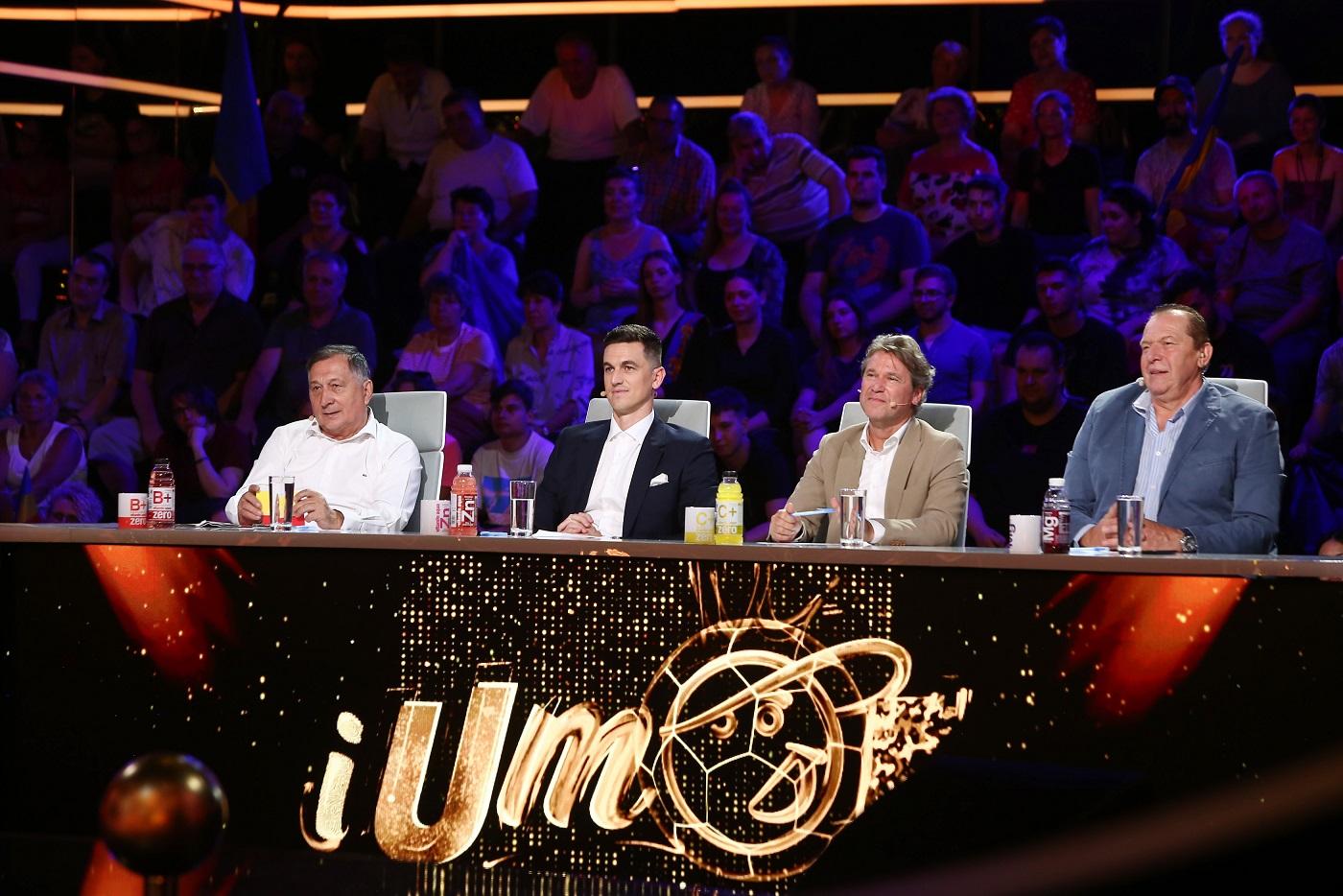 Ediţie specială iUmor. Florin Răducioiu, Helmuth Duckadam, Florin Gardoş şi Ion Crăciunescu, la masa juraţilor înaintea meciului România – Kosovo difuzat la Antena 1