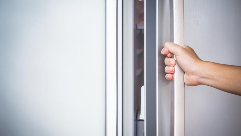 Şi-a ţinut soţia moartă în congelator pentru a-i încasa pensia. Bărbatul a fost condamnat la trei ani şi jumătate de închisoare de un tribunal din Suedia