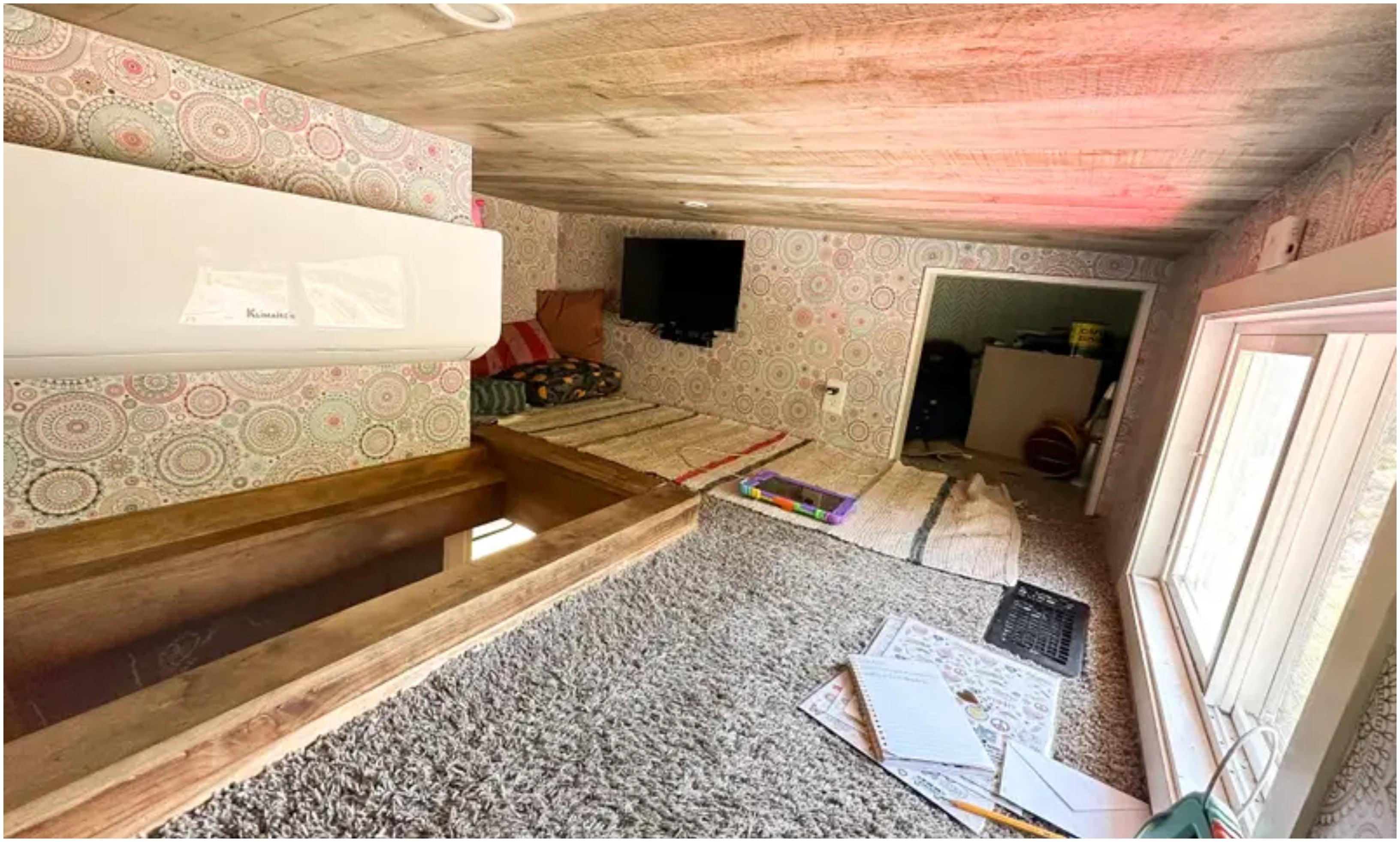 Au renunțat la casa pe care o aveau și au transformat un autobuz în locuința mult visată