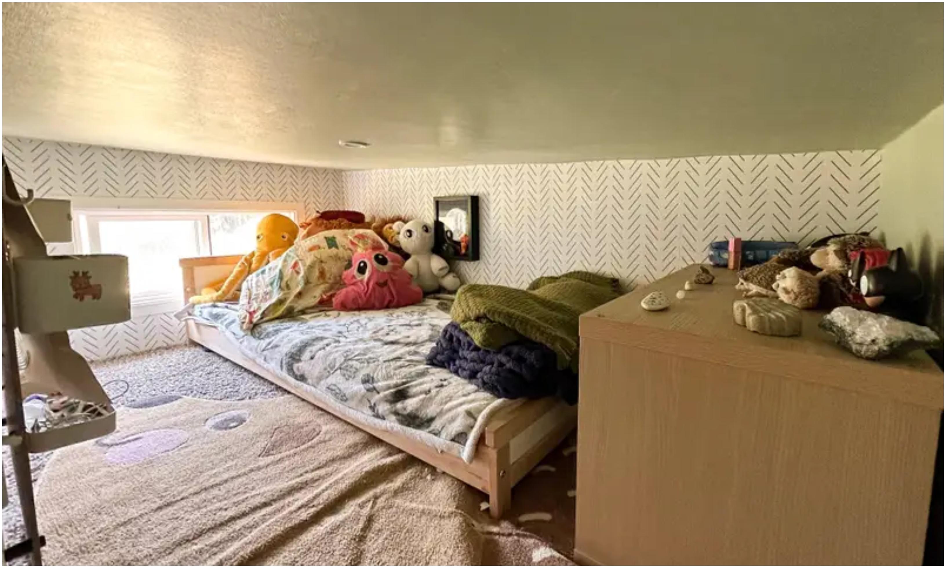 Au renunțat la casa pe care o aveau și au transformat un autobuz în locuința mult visată