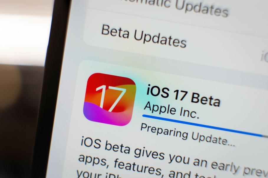 iOS 17, disponibil de luni pe majoritatea modelelor iPhone. Ce funcţionalităţi aduce noul sistem de operare al Apple iOS 17, disponibil de luni pe majoritatea modelelor iPhone. Ce funcţionalităţi aduce noul sistem de operare al Apple