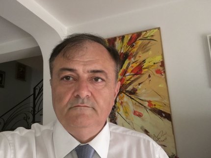 Octavian Mazilu, fostul director al Spitalului Municipal Timişoara, a fost prins în flagrant luând mită de la pacienţi.