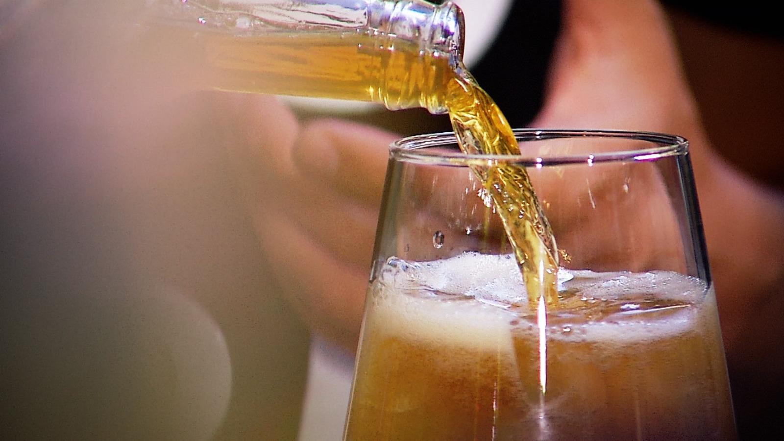 Cosmin a creat băutura perfectă pentru şoferii care ies în oraş