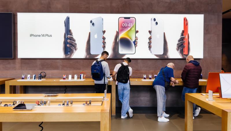 Angajaţii Apple din Franţa, gata de grevă după ce gigantul a refuzat să le mărească salariile. "Practic ne-au spus: vă merge destul de bine, nu vă plângeţi"