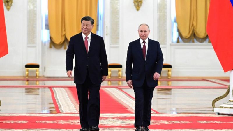 Putin pleacă în China în octombrie. Liderul rus "a acceptat încântat" invitaţia prietenului său, Xi Jinping