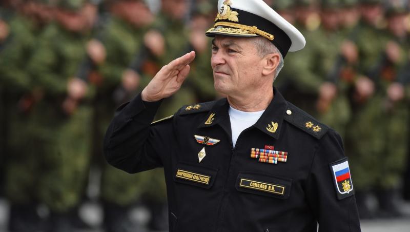 Rușii au arătat imagini cu comandantul flotei de la Marea Neagră în viață, la câteva ore după ce Kievul a anunțat că l-a eliminat în atacul de la Sevastopol