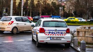 Femeie prinsă cu un kilogram de droguri în maşină, în Cluj. Le ascunsese în locul roții de rezervă
