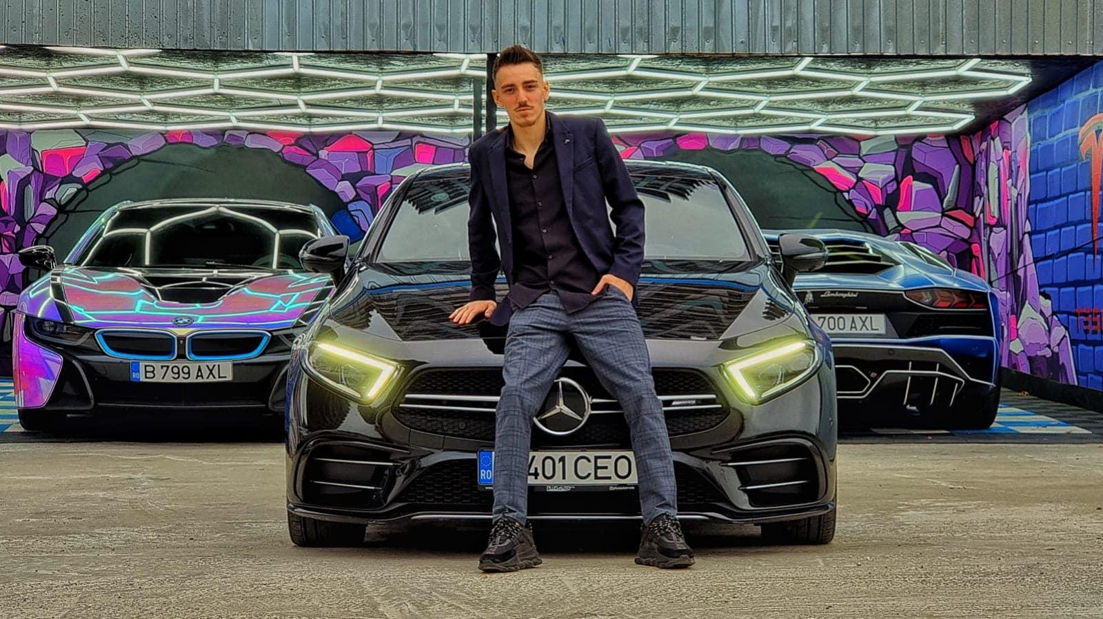 Cristian Filip, un tânăr celebru pe TikTok, a fost dat dispărut în Bucureşti. Poliţia cere ajutorul oamenilor pentru a-l găsi