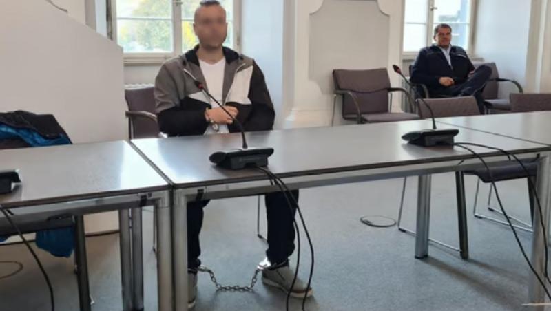 Un român l-a ucis pe vecinul iubitei, apoi a adormit dezbrăcat. S-a plâns poliţiştilor că îl dor mâinile de la pumnii daţi victimei