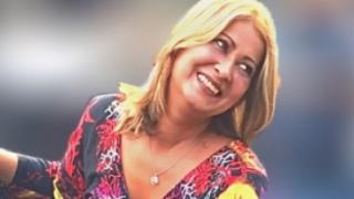"Alina a fost ucisă". Româncă din Italia găsită moară în casă, cu urme de strangulare. Iubitul femeii a fost arestat, după 8 luni de la tragedie