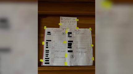 Zeci de enoriaşi, trecuţi pe "lista ruşinii" de un preot din Cluj pentru că nu au plătit taxa de cult