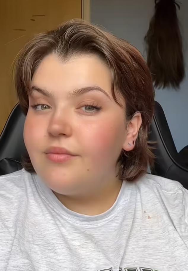 "Ne vedem pe partea cealaltă". A plătit 2.500 de lire pe o operaţie de slăbire în Turcia şi a murit în chinuri. Ultimul mesaj al fetei