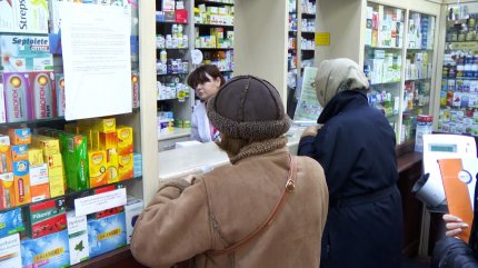 Ministerul Sănătăţii a modificat perioada pentru care farmaciştii pot elibera antibiotice fără reţetă. "Doza de urgenţă" a fost redusă