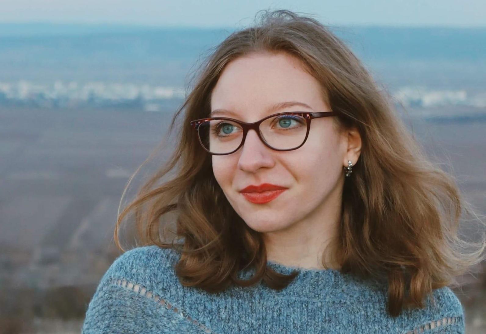 Sorina, tânăra dispărută găsită moartă în Cluj, ar mai fi încercat în trecut să îşi ia viaţa. Suferinţa fetei, ascunsă în spatele zâmbetelor