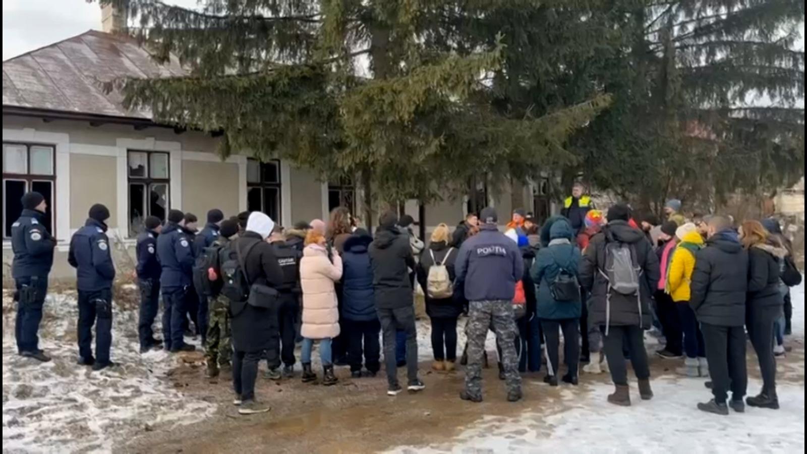 Sorina, tânăra dispărută găsită moartă în Cluj, ar mai fi încercat în trecut să îşi ia viaţa. Suferinţa fetei, ascunsă în spatele zâmbetelor