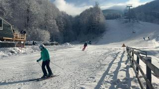 Unde se schiază cel mai bine în România, în acest moment. Starea pârtiilor din staţiunile montane
