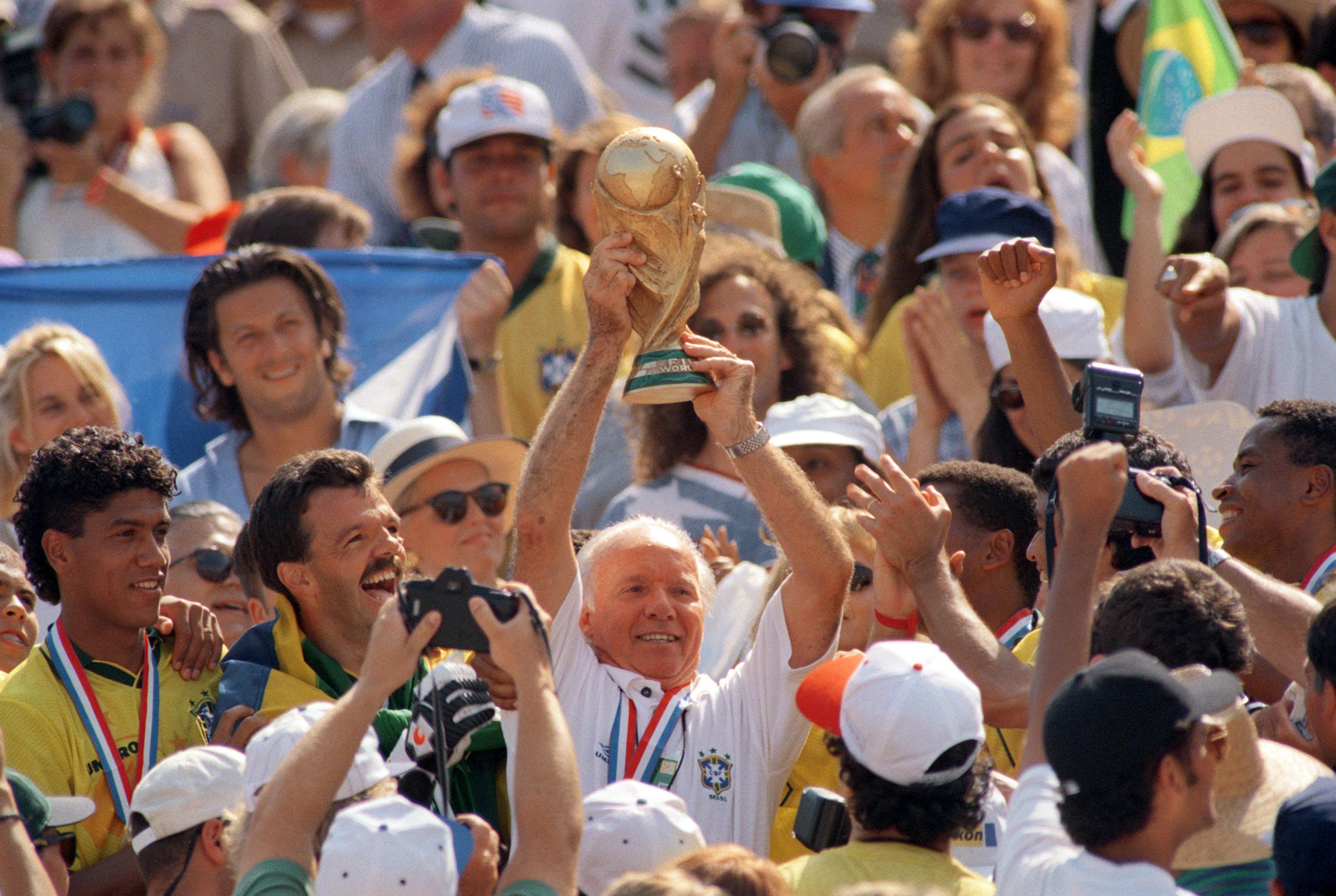 Mario Zagallo a murit la 92 de ani, după o viaţă dedicată fotbalului. A fost primul care a câştigat Cupa Mondială în calitate de jucător şi antrenor