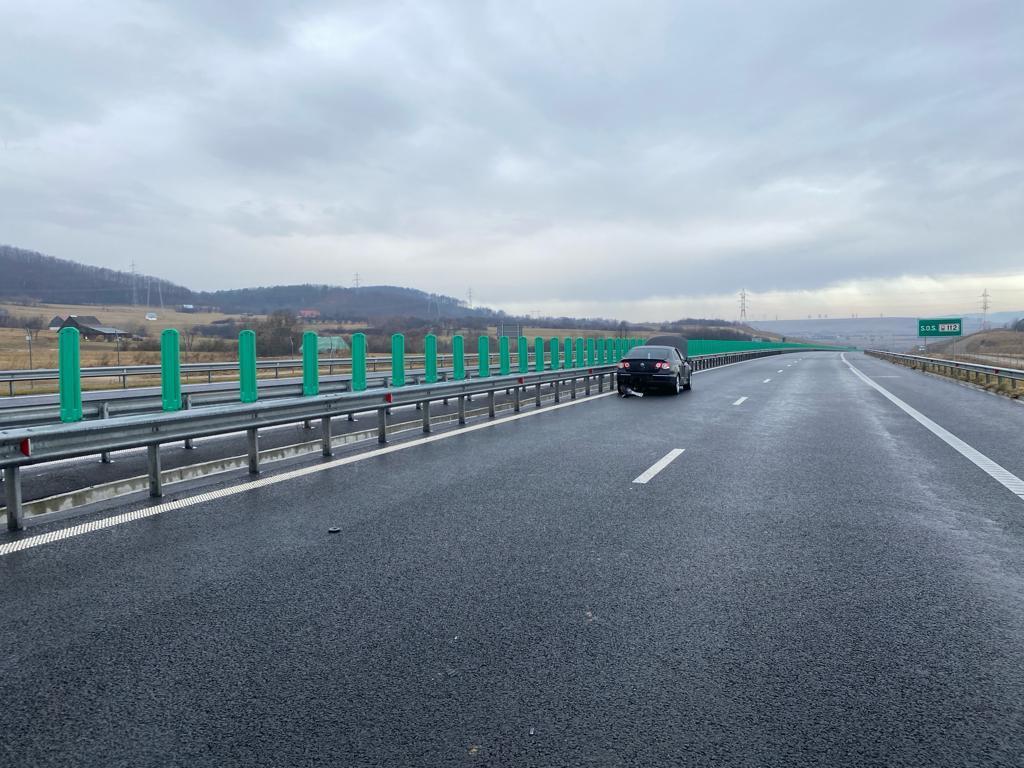 Accident cu șase mașini, în Sibiu. Patru persoane au fost rănite, după ce autovehiculele s-au izbit violent între ele