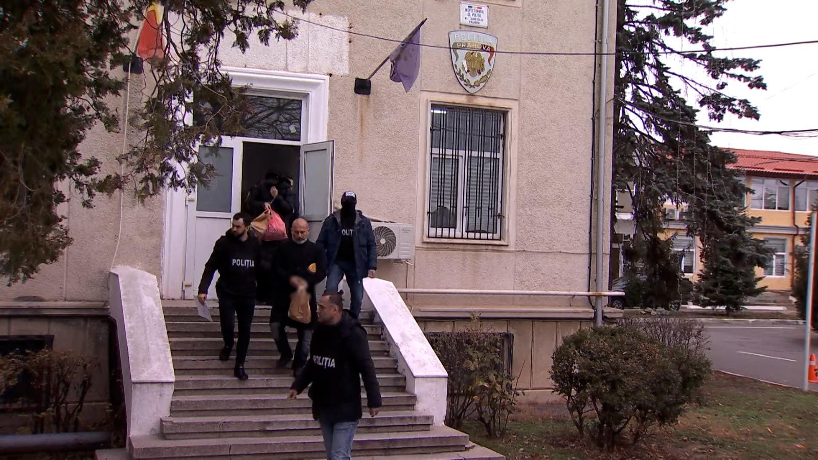 Tribunalul Prahova judecă astăzi contestaţiile celor trei inculpaţi din dosarul Ferma Dacilor. Vor să fie cercetați în libertate