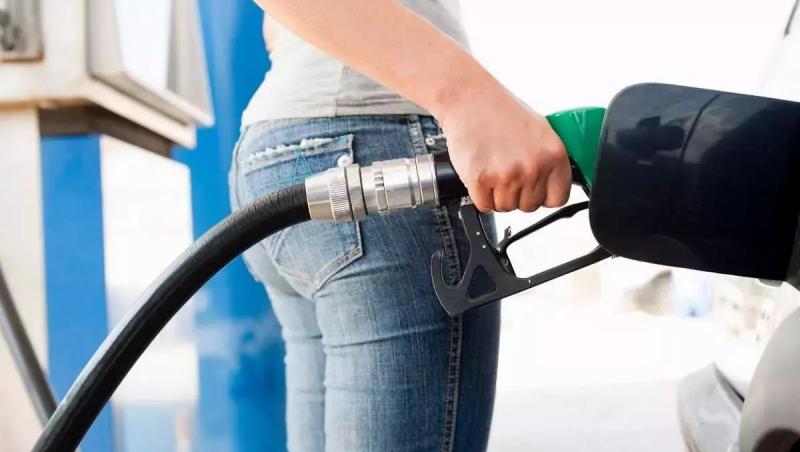 Care sunt preţurile la carburanţi astăzi, 14 octombrie 2024. Au crescut masiv, faţă de sfârşitul săptămânii trecute