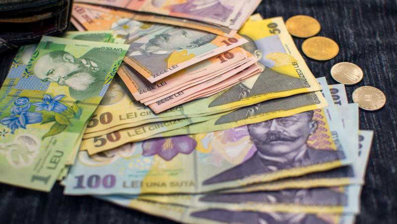 Vouchere de 250 de lei pe lună pentru elevii din Capitală. Când încep înscrierile în proiect şi ce condiţii trebuie să îndeplinească