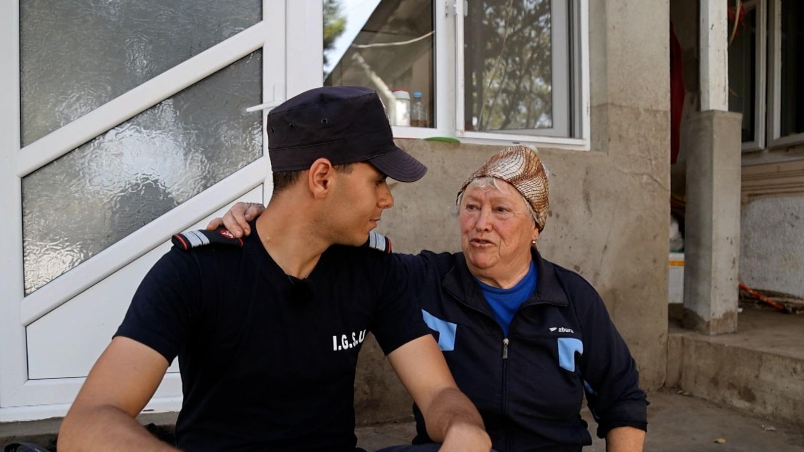 Misiune încheiată cu succes pentru pompierii care au oferit o mână de ajutor gălăţenilor afectaţi de inundaţii. Se vor întoarce la unităţile lor