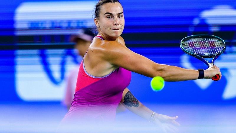 Aryna Sabalenka este noul lider în clasamentul mondial al jucătoarelor de tenis, după ce a detronat-o pe Iga Swiatek