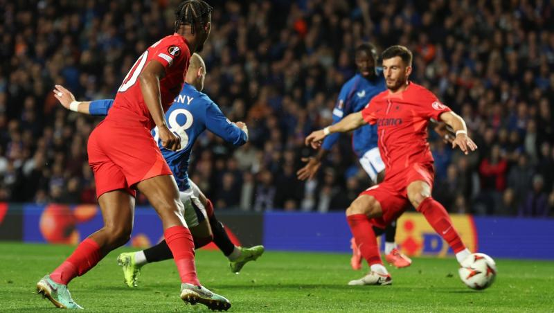 Rangers - FCSB 4-0 în Europa League. Gol anulat eronat pentru ros-albaştrii la 0-0