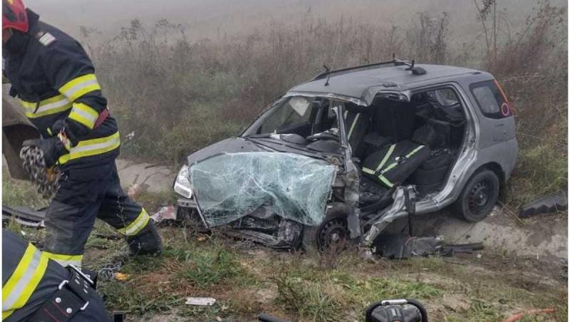 Accident cumplit între 4 maşini, pe DN 76 în Bihor. Două persoane au murit după ce nu au răspuns manevrelor de resuscitare