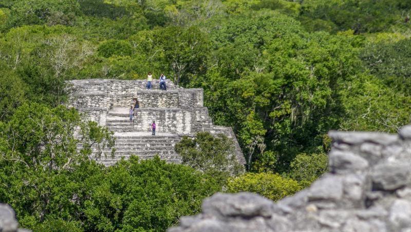 Oraş mayaş antic, plin de piramide, descoperit în jungla din Mexic. Cum a fost numit locul