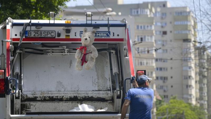 Cine e campionul Capitalei la reciclat gunoi și sectorul de pe ultimul loc, unde 99,5% ajunge la groapă