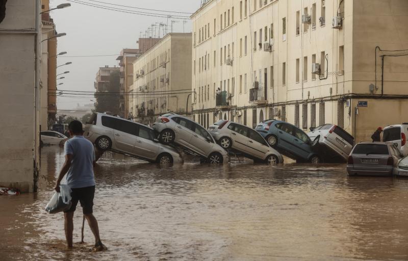Ce este "gota fria" fenomenul care făcut zeci de morţi în Spania. Armata a trimis morgi mobile pentru cadavre