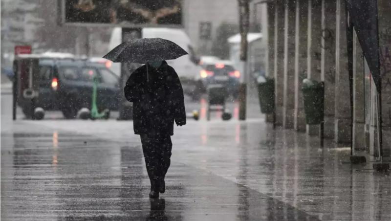 Cod galben de viscol la munte, vânt puternic în sud-est, temperaturi scăzute în Bucureşti. Cum va fi vremea în următoarele două zile