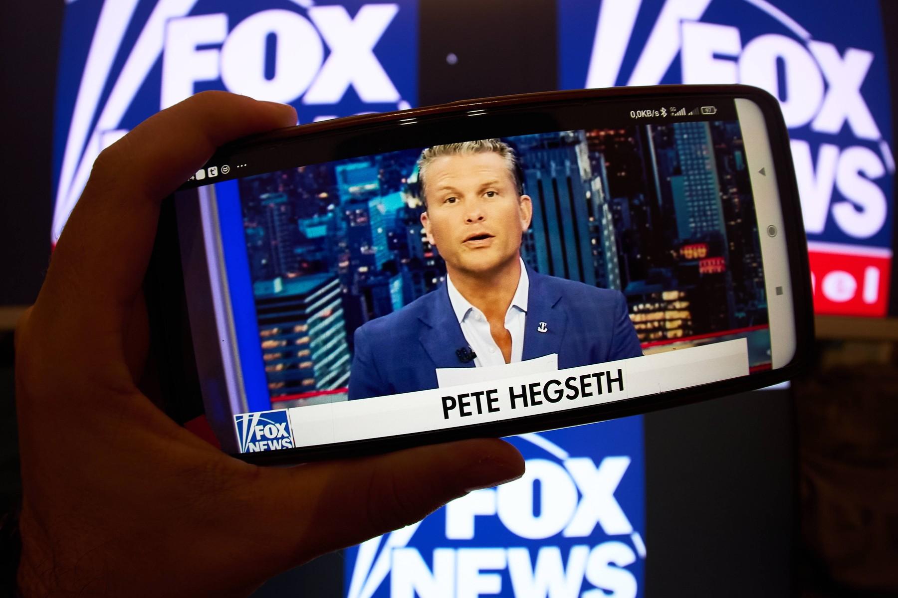 Cine este Pete Hegseth, omul care va conduce armata SUA. Trump vrea să epureze generalii woke