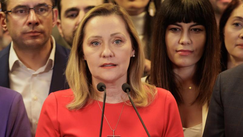 Elena Lasconi: Pot să vorbesc cu Marcel Ciolacu, dar nu cred că putem vorbi despre o majoritate