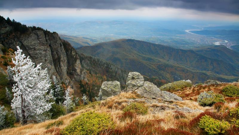 Vremea de mâine 4 noiembrie 2024. Până la 18 grade Celsius în Oltenia. Prognoza meteo ANM