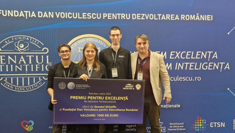 Inovația unui tânăr care revoluționează piața acumulatorilor, premiată la Robofest de Senatul Științific al Fundației Dan Voiculescu