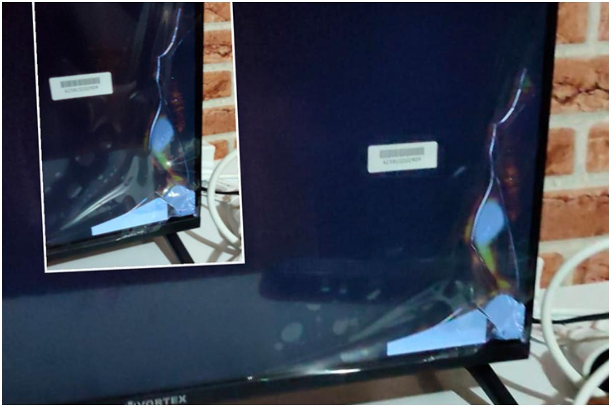 Surpriza unui vasluian care a cumpărat un televizor cu 400 de lei de Black Friday: "Te simți batjocorit"