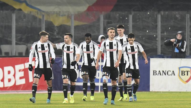 Universitatea Cluj – Petrolul Ploieşti 4-1 în Superliga. Clujenii au revenit pe primul loc în clasament