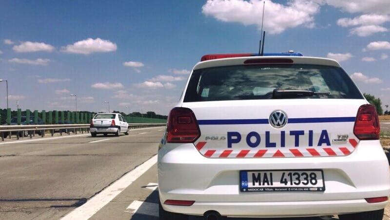 Scandal pe autostrada A1 Deva-Nădlac. Un şofer beat a făcut accident, l-a bătut pe celălalt şofer, apoi a fugit. A fost prins şi reţinut pentru 24 de ore