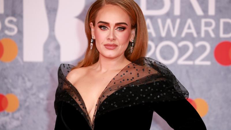 Adele, acuzată că a plagiat melodia "Million Years Ago". Un judecător brazilian ordonă retragerea piesei la nivel mondial