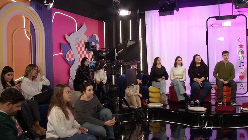 Antena Academy. Tinerii care vor să obţină o carieră în media au participat deja la primele cursuri: "Mi se pare fascinant"