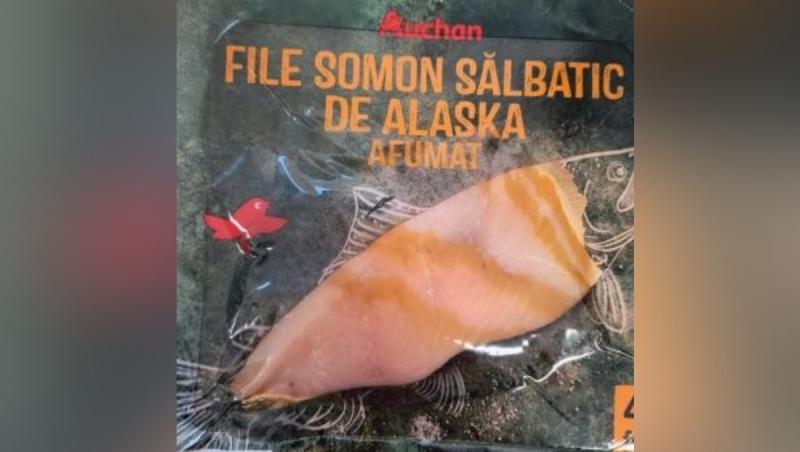 Somon afumat, retras din lanţul de magazine Auchan. Produsul este contaminat cu o bacterie periculoasă